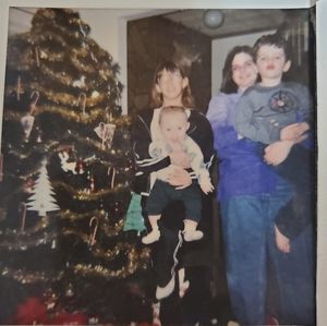 Meet your Posher, Raya